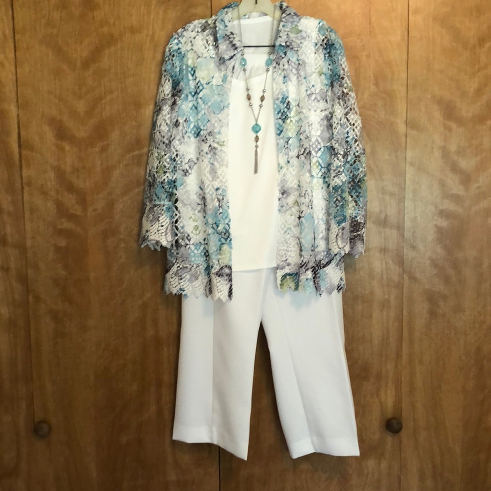 Turquoise & White jacket, pants, top, jewelry